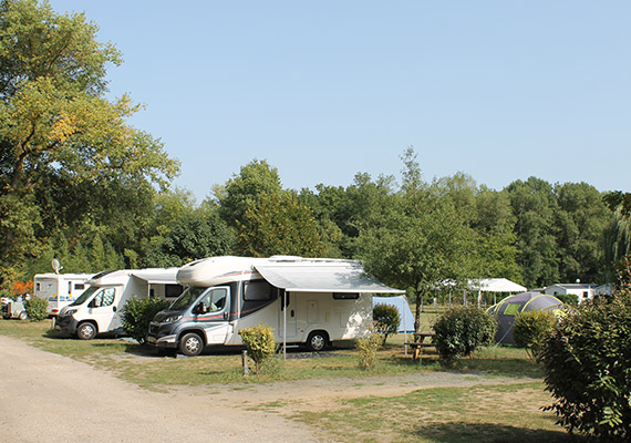 acacia-camping-car-1